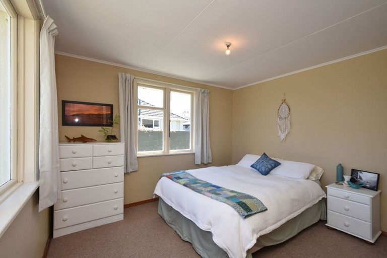 Photo of property in 76 Adamson Crescent, Glengarry, Invercargill, 9810