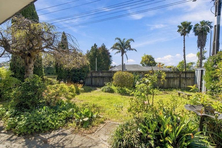 Photo of property in 136a Welcome Bay Road, Welcome Bay, Tauranga, 3112