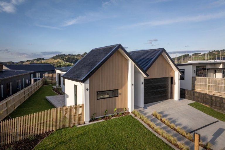 Photo of property in 101 Rangitahi Road, Raglan, 3225