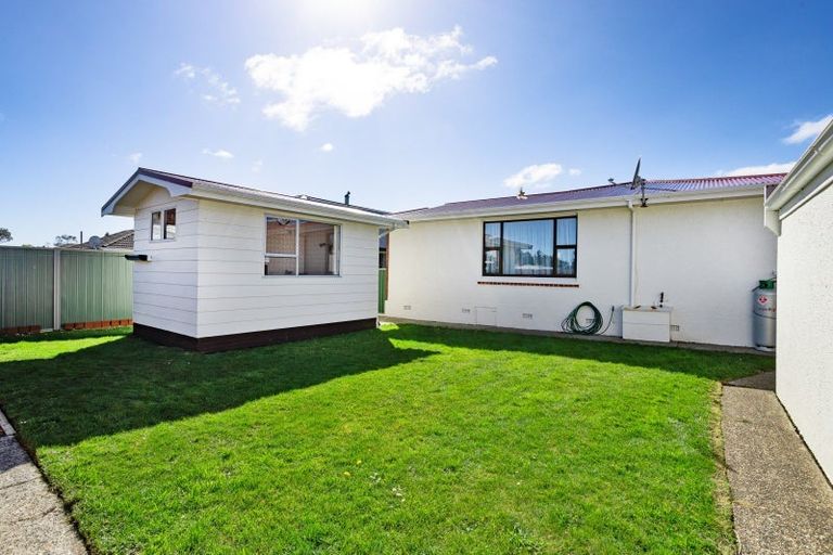 Photo of property in 24 Palmer Street, Grasmere, Invercargill, 9810