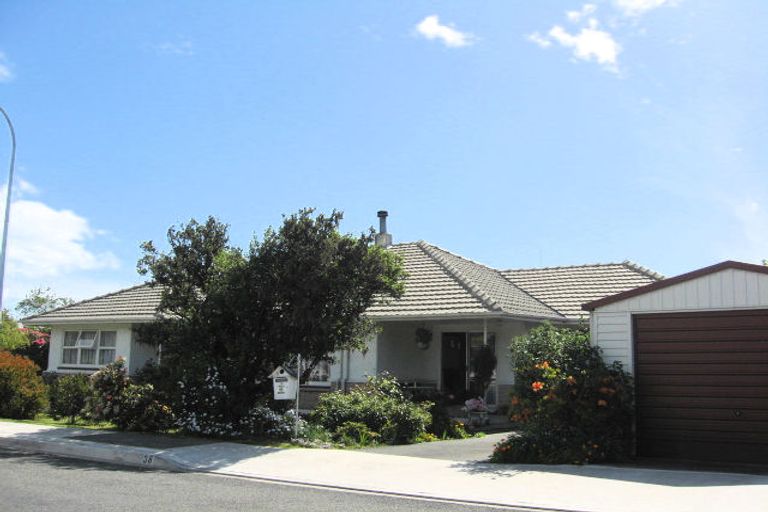 Photo of property in 38 Willow Avenue, Stoke, Nelson, 7011