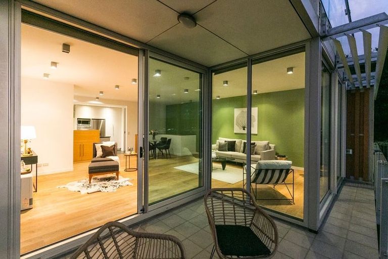 Photo of property in 5/22 The Crescent, Roseneath, Wellington, 6011