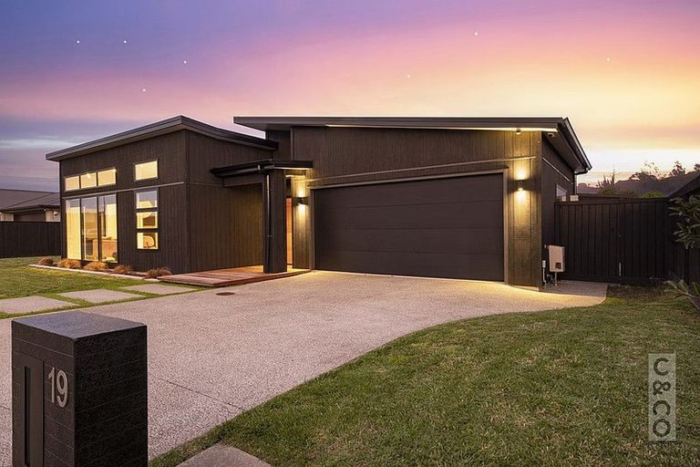 Photo of property in 19 Orchard Terrace, Riverhead, 0820