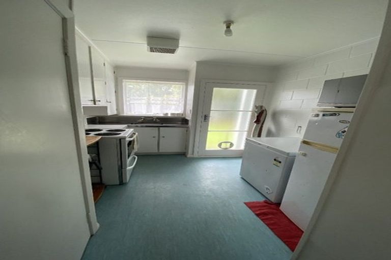 Photo of property in 138 Reynolds Street, Taita, Lower Hutt, 5011
