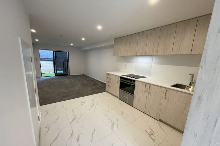 Photo of property in 2/75 Ferry Road, Christchurch Central, Christchurch, 8011