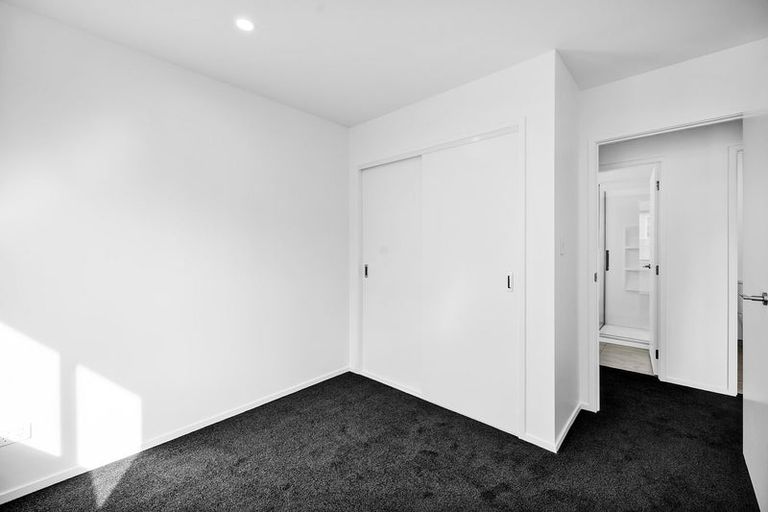 Photo of property in 120 Seaview Road, Westown, New Plymouth, 4310