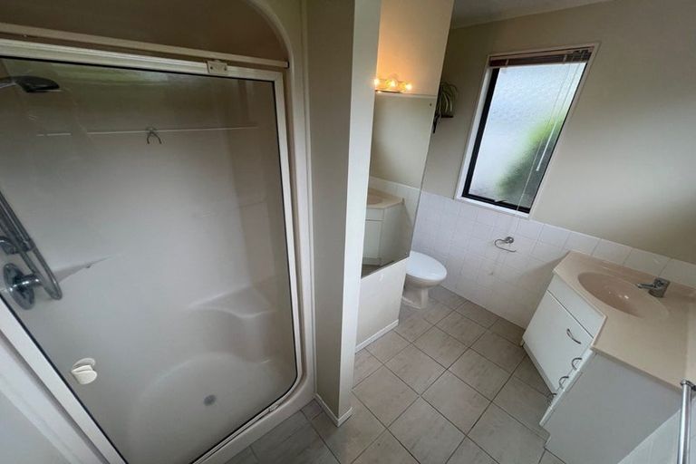 Photo of property in 3 Bluewater Place, Wattle Downs, Auckland, 2103