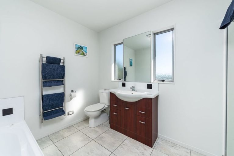 Photo of property in 33b Links Avenue, Mount Maunganui, 3116