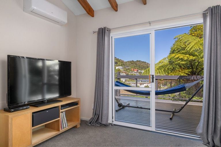 Photo of property in 12 Arthur Crescent, Waikawa, Picton, 7220