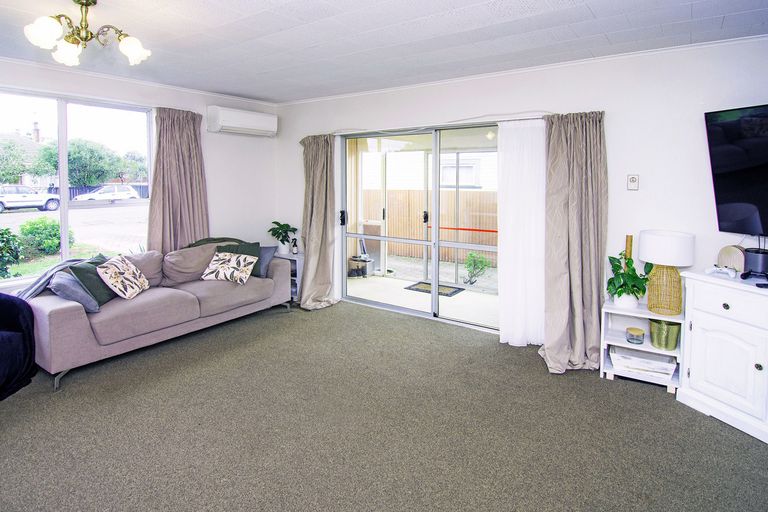 Photo of property in 27 Elizabeth Street, Masterton, 5810