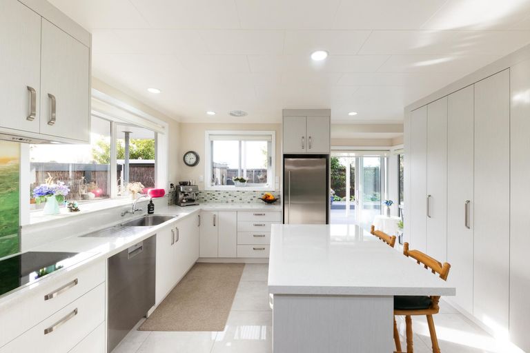 Photo of property in 7 Te Punga Place, Awapuni, Palmerston North, 4412