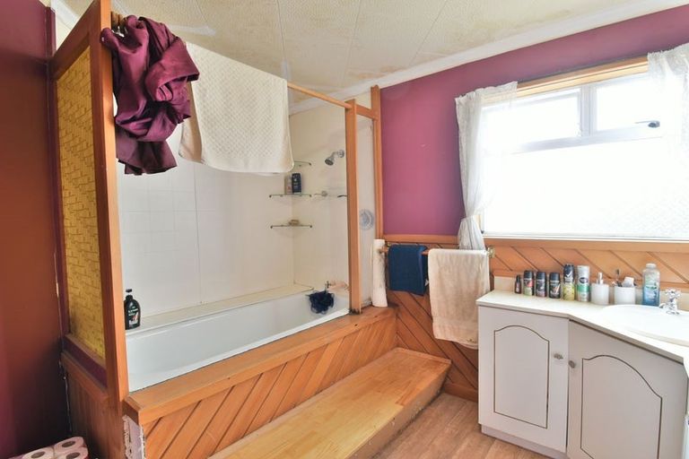 Photo of property in 9 Torquay Street, Abbotsford, Dunedin, 9018