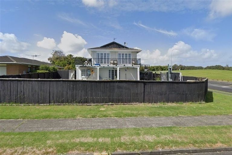 Photo of property in 35 Domain Road, Weymouth, Auckland, 2103
