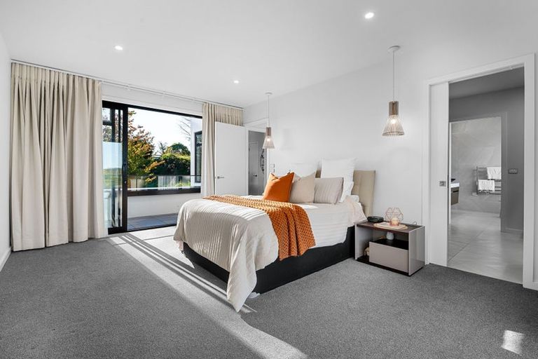 Photo of property in 2221 River Road, Horsham Downs, Hamilton, 3281