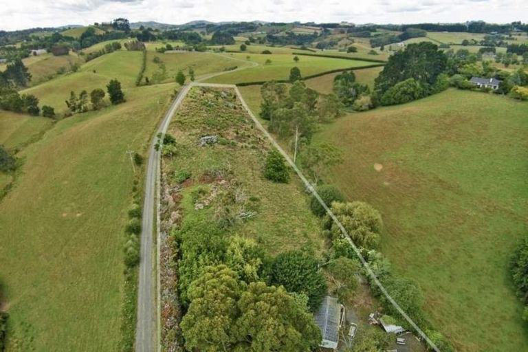 Photo of property in 65 Golding Road, Pukekohe, 2677