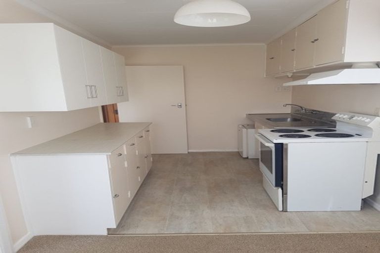 Photo of property in 72 Duthie Street, Karori, Wellington, 6012