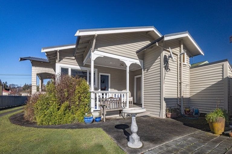 Photo of property in 15 Goldfinch Street, Taihape, 4720