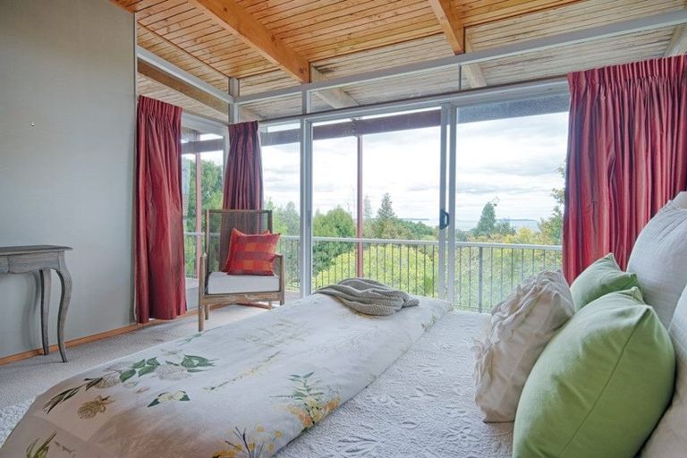 Photo of property in 50 Castor Bay Road, Castor Bay, Auckland, 0620