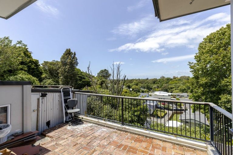 Photo of property in 5 Fernleigh Street, Ferndale, New Plymouth, 4310