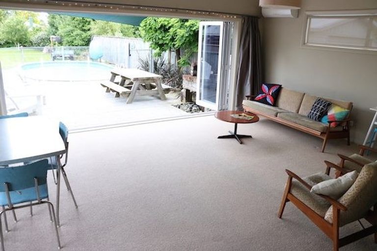 Photo of property in 31 Clifton Avenue, Carterton, 5713