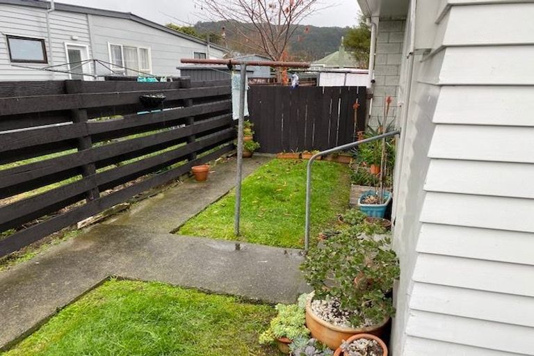 Photo of property in 127a Martin Street, Wallaceville, Upper Hutt, 5018