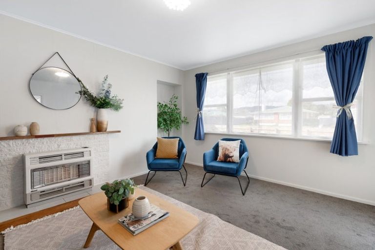Photo of property in 27 Freyberg Street, Levin, 5510