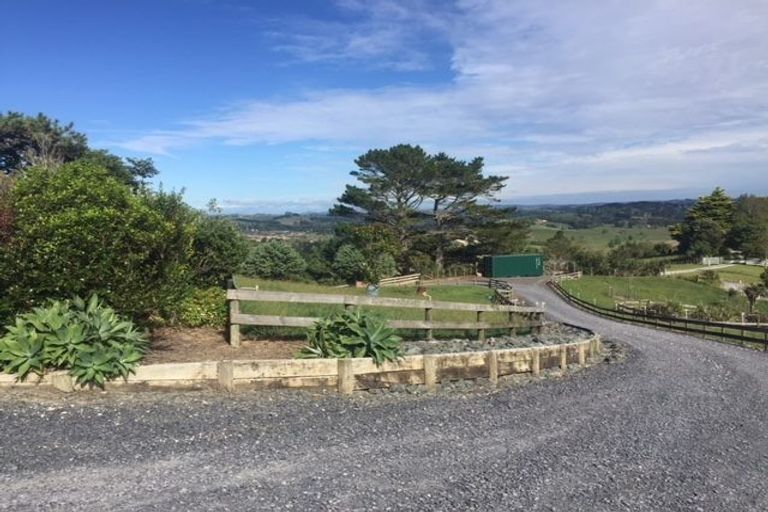 Photo of property in 214 Worthington Road, Wellsford, 0974