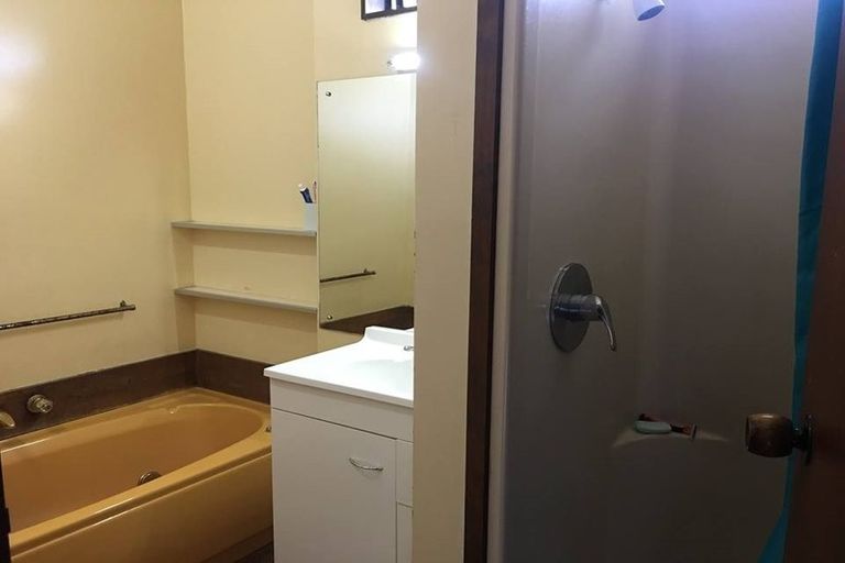 Photo of property in 180 Old Wairoa Road, Papakura, 2110