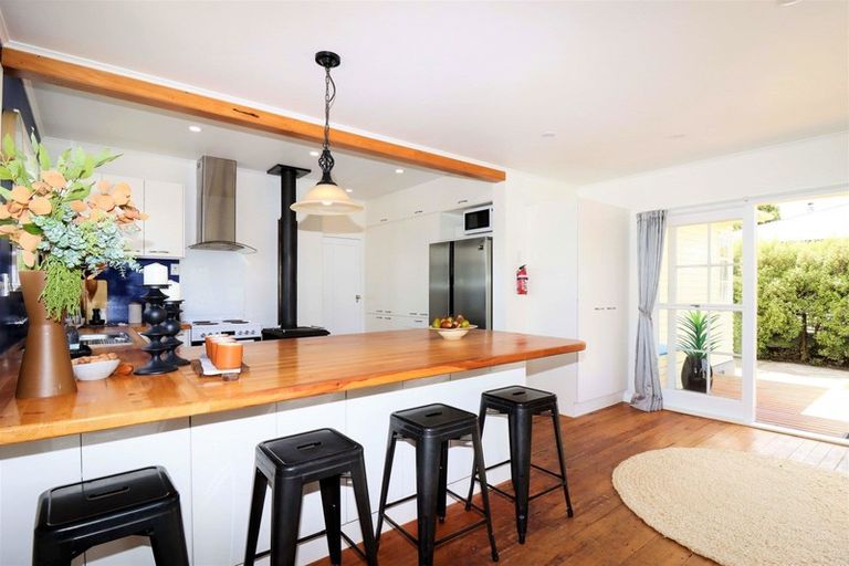 Photo of property in 257 High Street South, Carterton, 5713