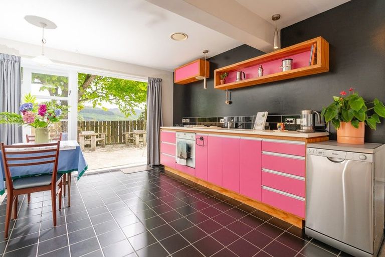 Photo of property in 111a Karori Road, Karori, Wellington, 6012