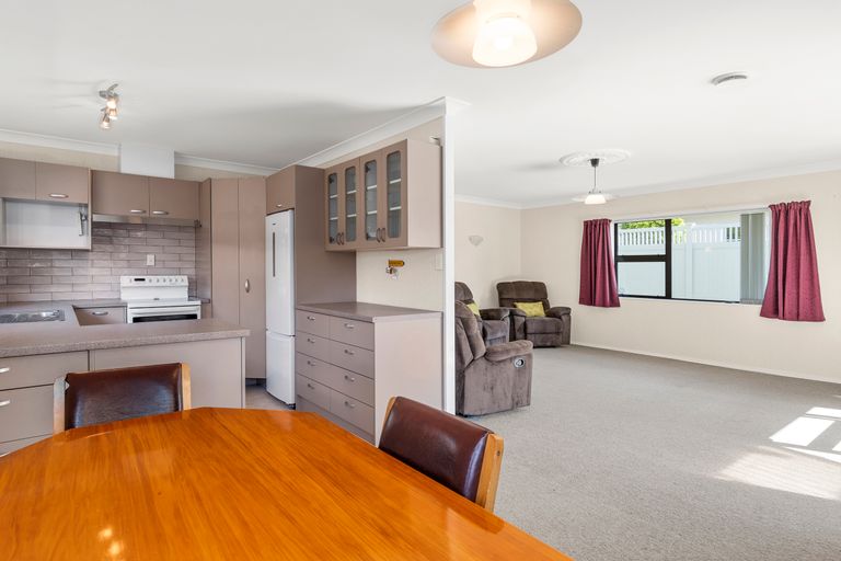 Photo of property in 19a Pooles Road, Greerton, Tauranga, 3112