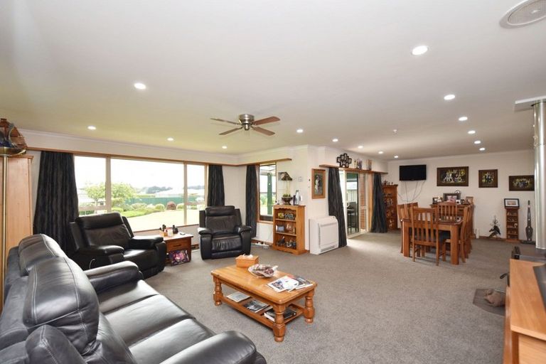 Photo of property in 21 Oteramika Road, Rockdale, Invercargill, 9812