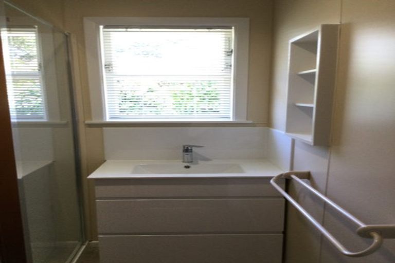 Photo of property in 40 Dowse Drive, Maungaraki, Lower Hutt, 5010