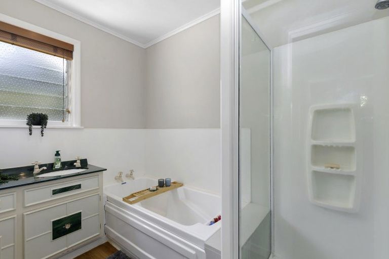 Photo of property in 60 Bird Grove, Stokes Valley, Lower Hutt, 5019