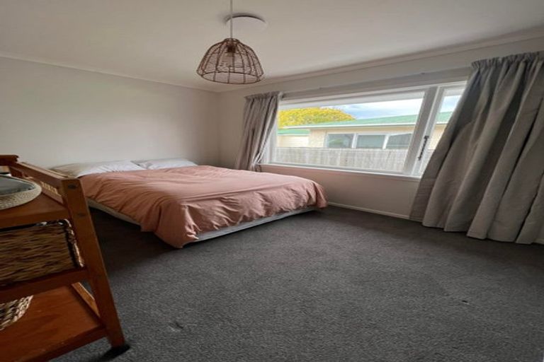 Photo of property in 69 Dunedin Street, Redwood, Christchurch, 8051