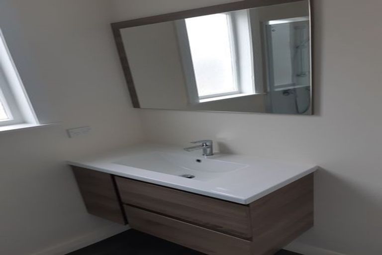 Photo of property in 16 Park Road, Miramar, Wellington, 6022