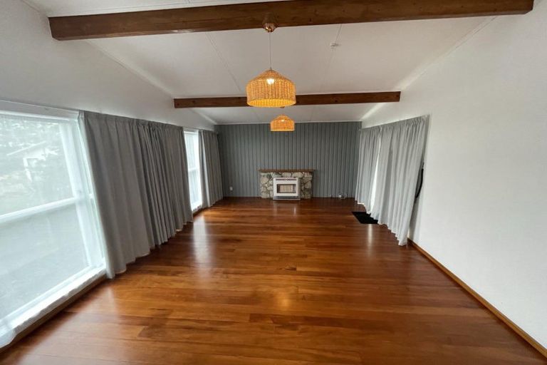 Photo of property in 134 Cornfoot Street, Castlecliff, Whanganui, 4501