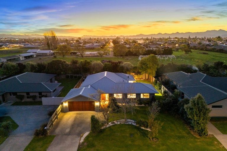 Photo of property in 30 De Castro Drive, Blenheim, 7201