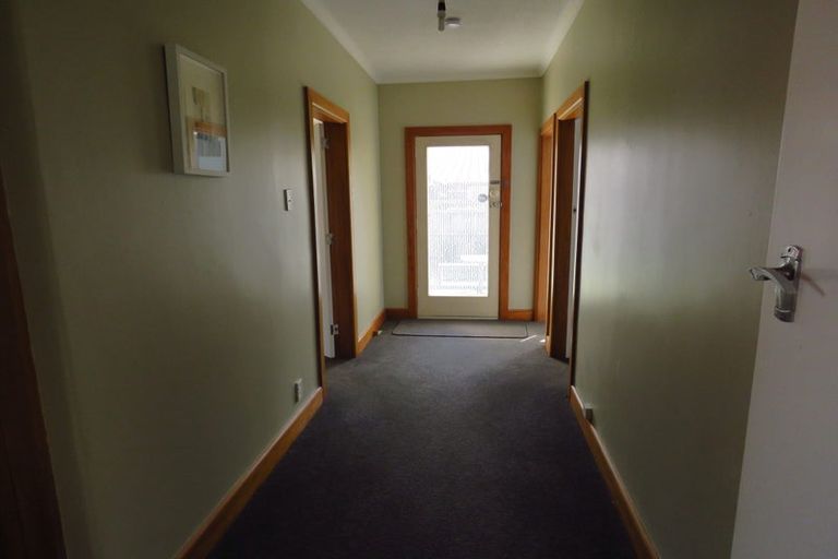 Photo of property in 135 Fisher Avenue, Beckenham, Christchurch, 8023