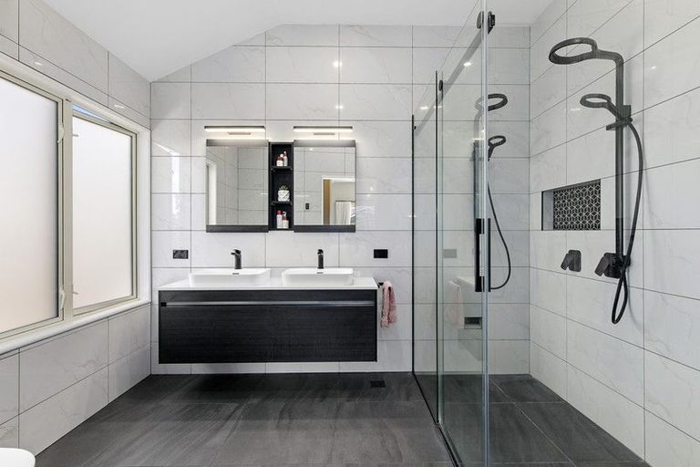 Photo of property in 103 Waterloo Road, Hutt Central, Lower Hutt, 5010