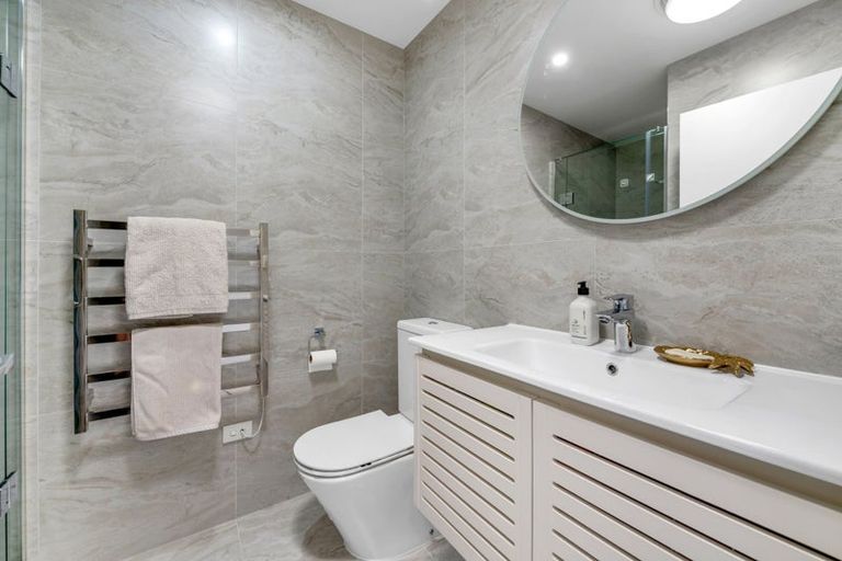 Photo of property in 4/25 Opito Way, East Tamaki, Auckland, 2013