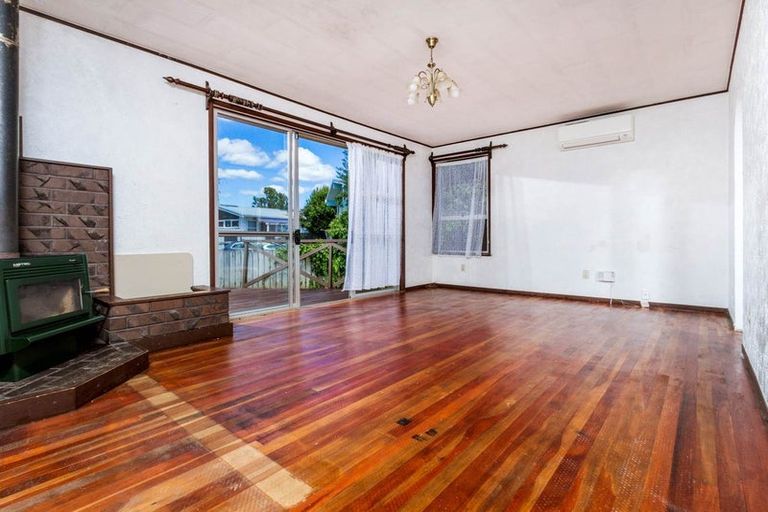 Photo of property in 20 Astor Place, Manurewa, Auckland, 2102