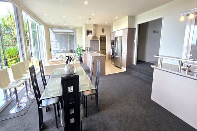 Photo of property in 34 Holcombrooke Lane, Welcome Bay, Tauranga, 3175