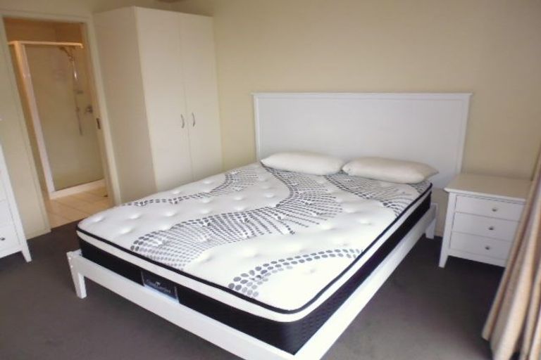 Photo of property in The Rennaissance, 6k/18 Ronwood Avenue, Manukau, Auckland, 2104