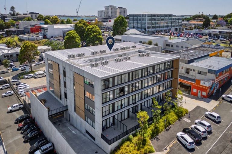 Photo of property in 206/75 Fourth Avenue, Tauranga, 3110