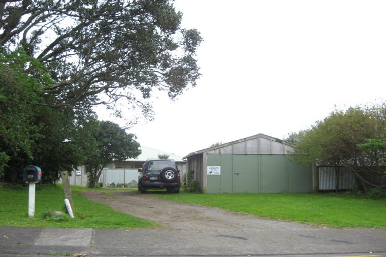 Photo of property in 23 Jans Terrace, Oakura, 4314