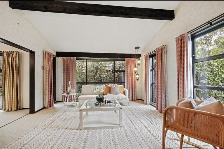 Photo of property in 18 Hawkswood Place, Avonhead, Christchurch, 8042