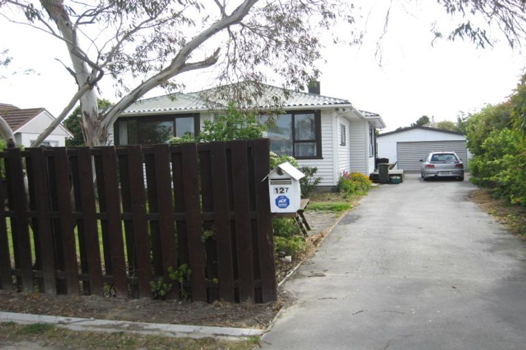 Photo of property in 127 Marshland Road, Shirley, Christchurch, 8061