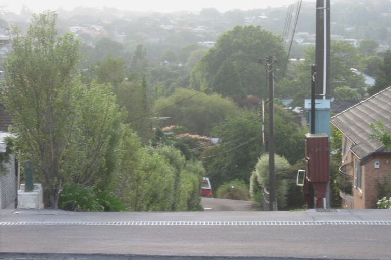 Photo of property in 130 Kohimarama Road, Kohimarama, Auckland, 1071