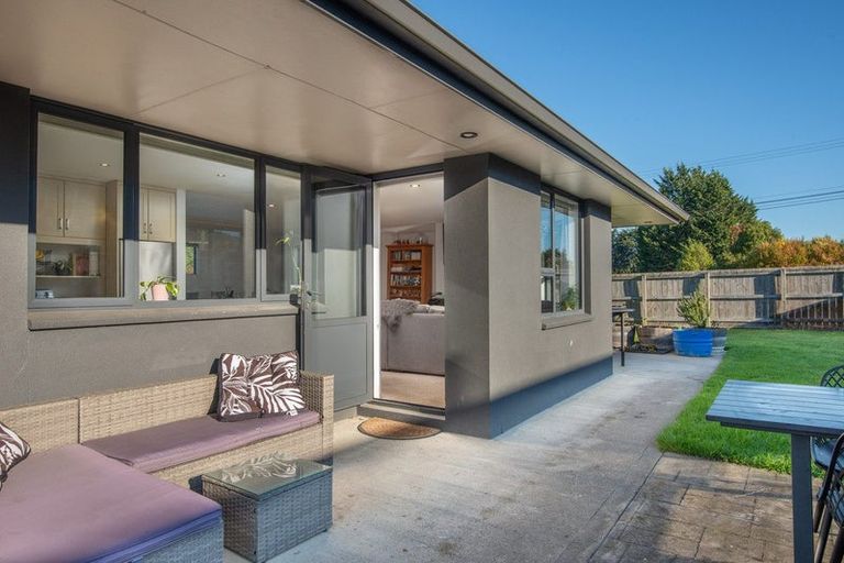 Photo of property in 1 White Hart Lane, Mosgiel, 9024